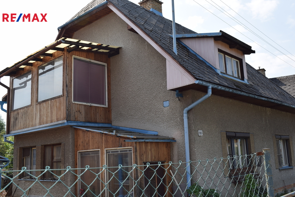 Vstupdo domu a veranda