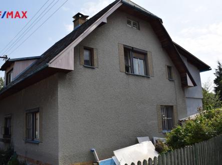 Boční pohled zprava | Prodej - dům/vila, 132 m²