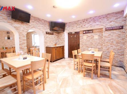 vycep.jpg | Pronájem - restaurace, 250 m²