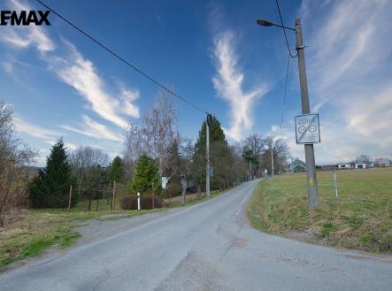 kriz1.jpg | Prodej - pozemek, zahrada, 1 256 m²