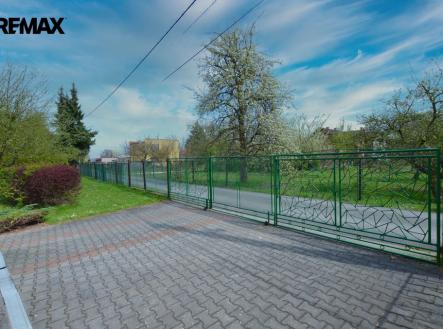 brana.jpg | Prodej - pozemek pro bydlení, 1 058 m²