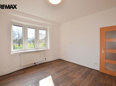 pokoj2.jpg | Pronájem - jiné, 174 m²