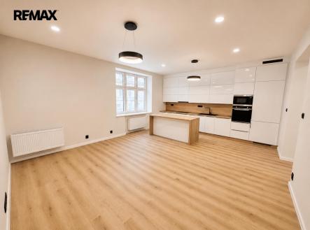 whatsapp-image-2026-06-25-at-13.51.14.jpeg | Pronájem bytu, 3+kk, 104 m²