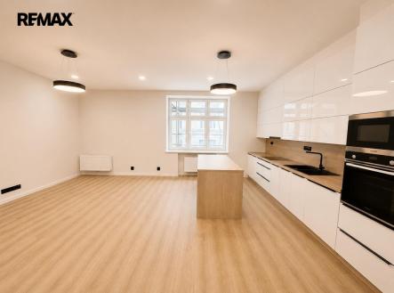 whatsapp-image-2026-06-25-at-13.53.40-1.jpeg | Pronájem bytu, 3+kk, 104 m²