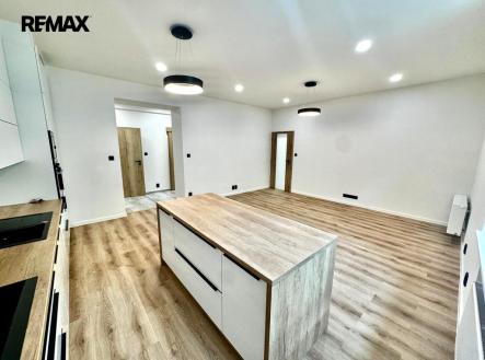 36.jpg | Pronájem bytu, 3+kk, 104 m²