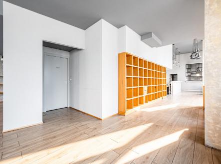 Prodej - kanceláře, 165 m²