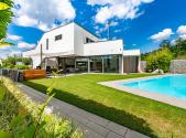 Prodej - dům/vila, 410 m²