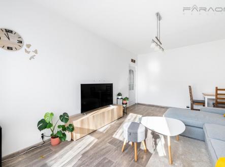 Pronájem bytu, 2+1, 54 m²