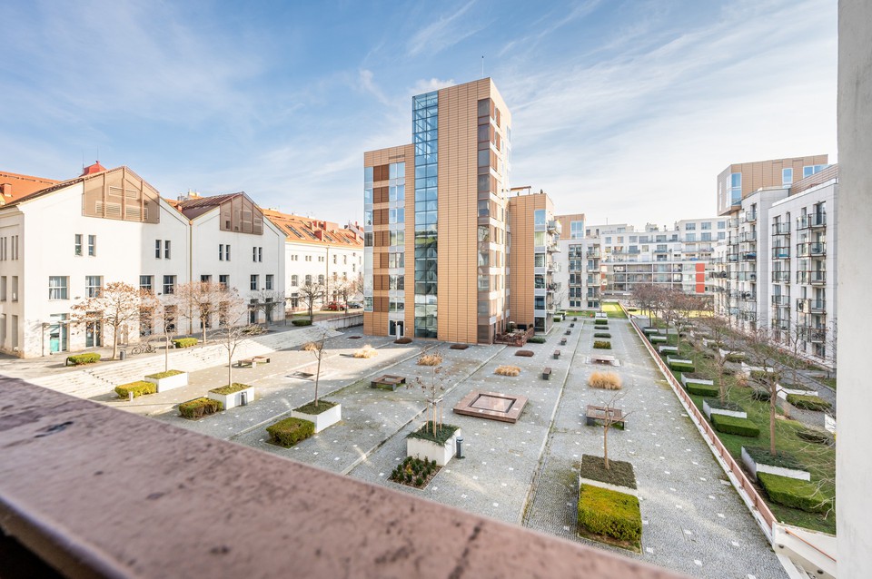Pronájem bytu 2+kk 103,5 m2 s prostornou terasou