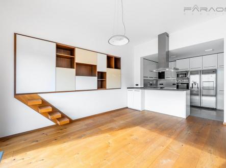 Prodej bytu, 4+1, 150 m²