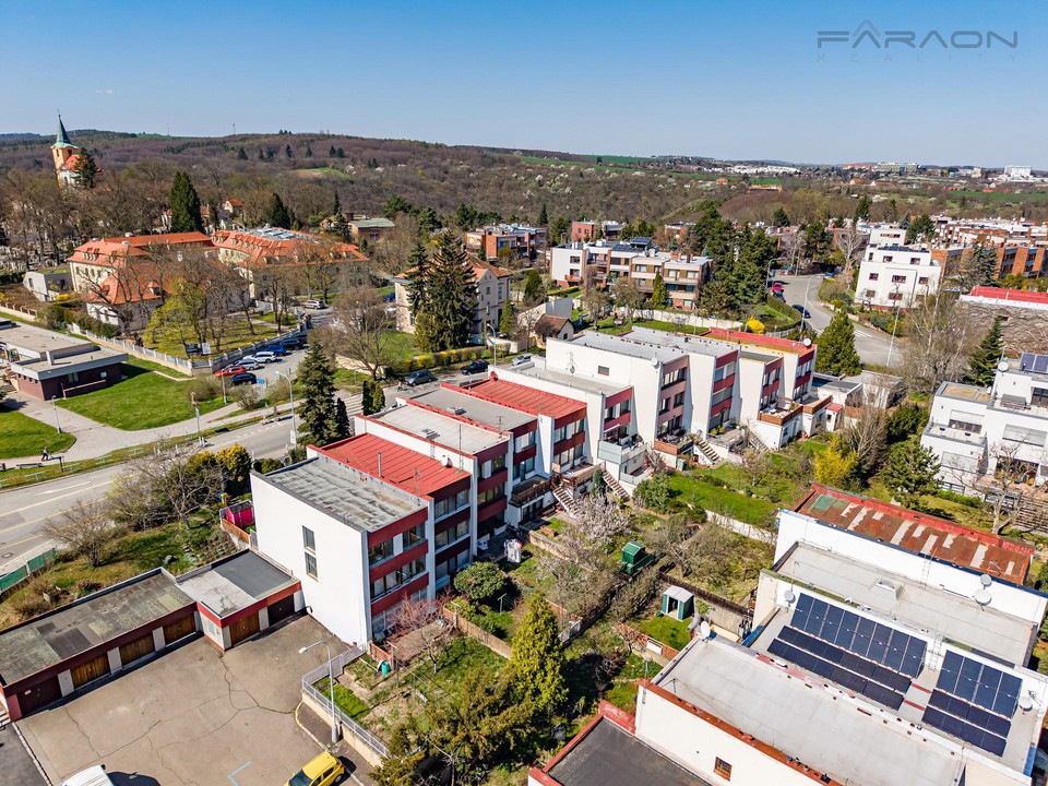 Prodej rodinného domu 247 m2, pozemek 461 m2, Praha 6 - Dejvice