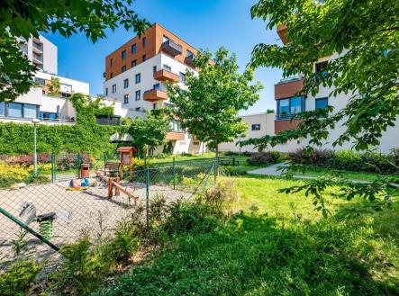 Pronájem bytu, 1+kk, 37 m²