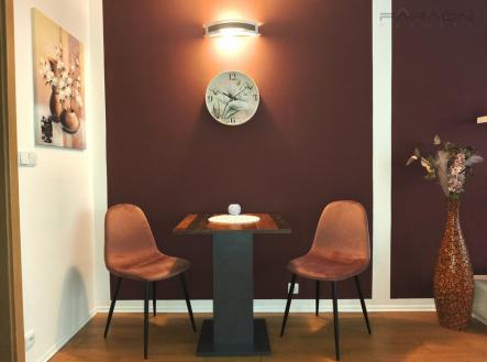 Pronájem bytu, 1+kk, 40 m²