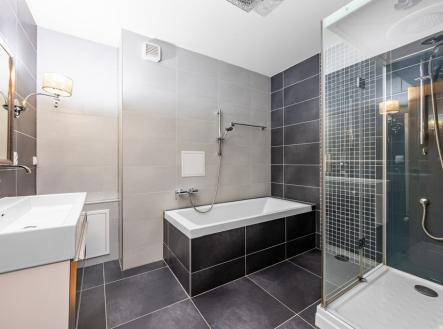 Prodej bytu, 3+kk, 100 m²