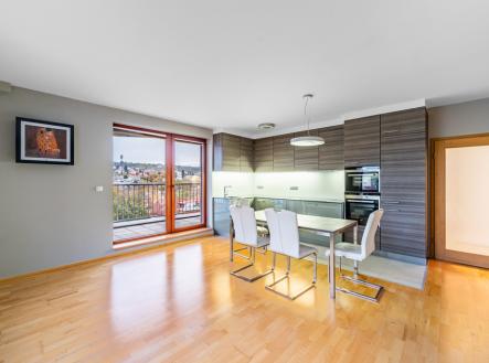 Prodej bytu, 3+kk, 100 m²