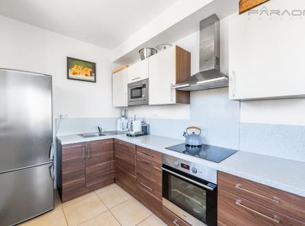 Pronájem bytu, 2+kk, 60 m²