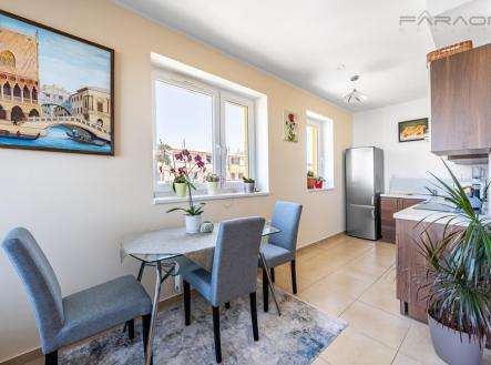 Pronájem bytu, 2+kk, 60 m²