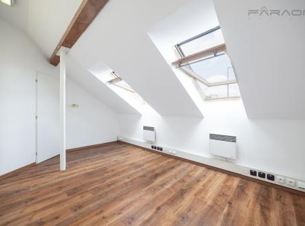Pronájem bytu, 3+1, 94 m²