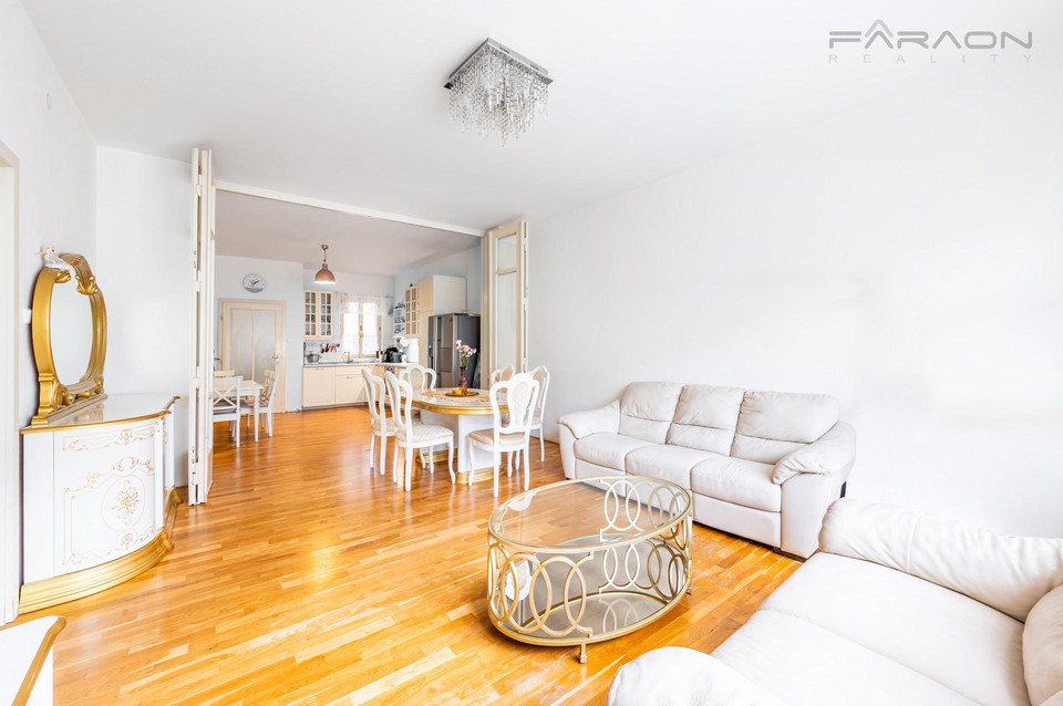 Prodej dvougeneračního bytu 4+1 (105 m2) s balkónem, Praha 5 - Smíchov