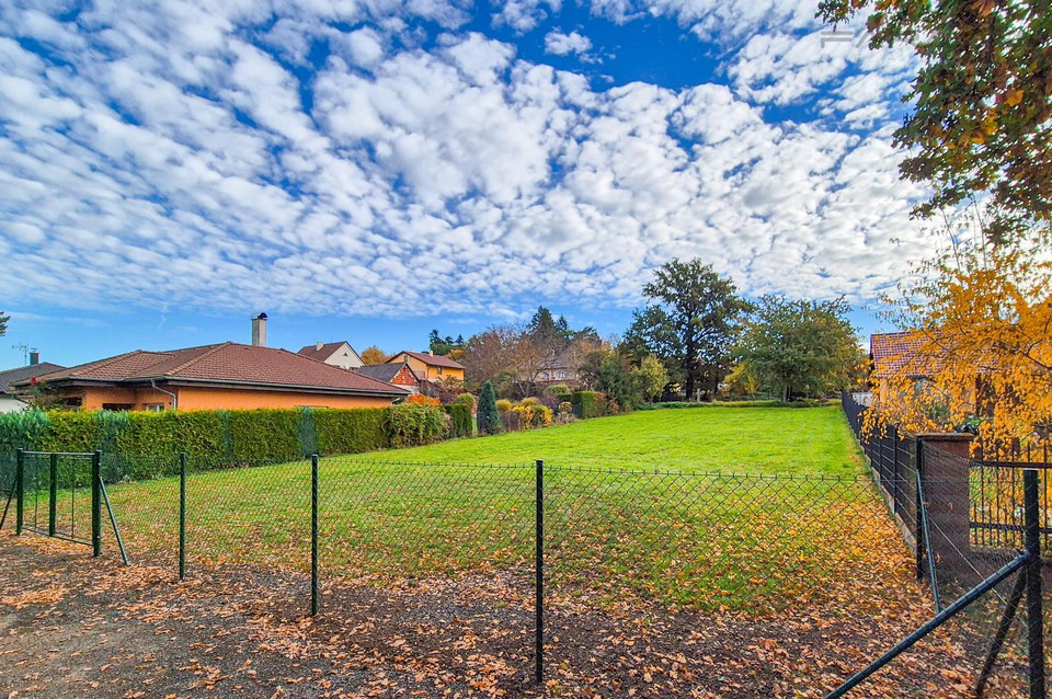 Prodej stavebního pozemku, 926 m2, Sedlec - Prčice