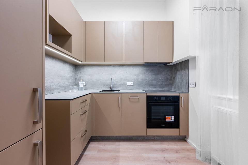 REZERVOVÁNO / Prodej bytu 3+kk (96,7m2) Gorazdova, Praha 2