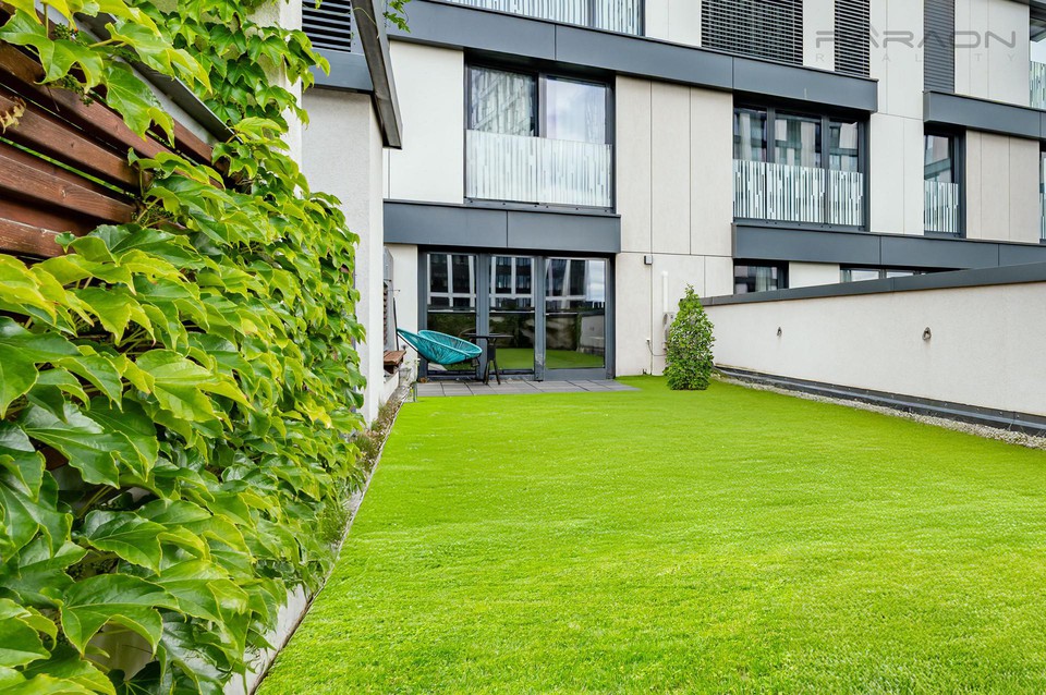 Prodej bytu 1+kk, GARDEN TOWER, Olšanská, Praha 3 - Žižkov