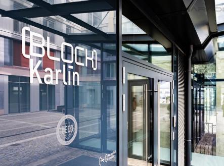 Pronájem - kanceláře, 706 m²