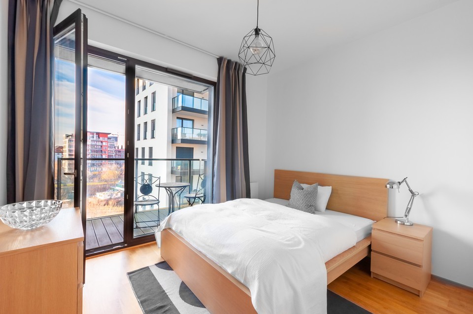 Pronájem zařízeného bytu 2+kk, 51 m2, balkon, Praha 7-Holešovice, Sanderova ul.