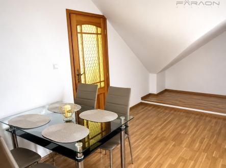 Pronájem bytu, 3+1, 115 m²