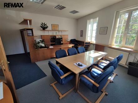 kancelář v 2.NP | Prodej - dům/vila, 220 m²