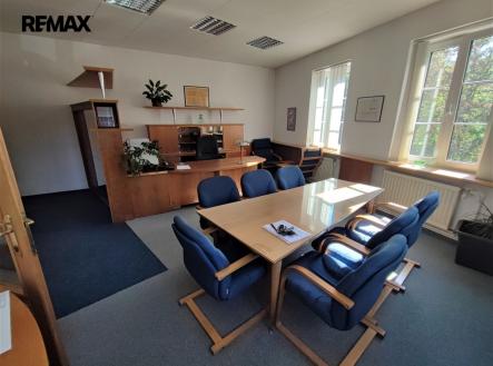 kancelář v 2.NP | Prodej - dům/vila, 220 m²