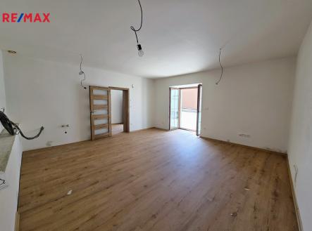 img-20250505-wa0003.jpg | Prodej bytu, 2+kk, 71 m²