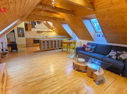 Pronájem bytu, atypický, 90 m² obrázek