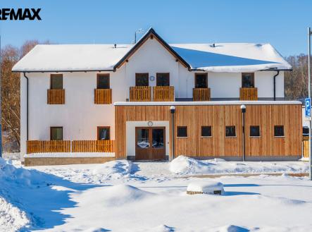 pohled na dům | Prodej bytu, 2+kk, 75 m²