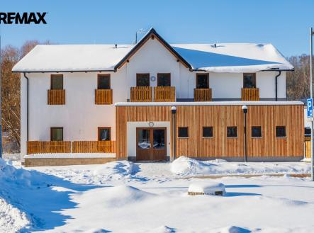 pohled na dům | Prodej bytu, 2+kk, 75 m²