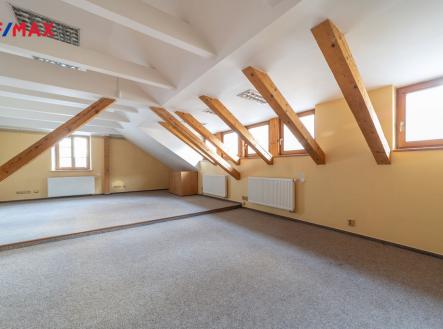 b80a2553.jpg | Pronájem - kanceláře, 200 m²