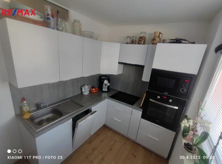 1746131452098.jpg | Prodej bytu, 3+1, 72 m²