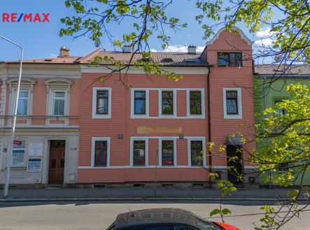 Prodej - nájemní dům, 300 m² obrázek