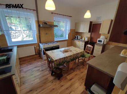 společná kuchyň | Prodej - dům/vila, 555 m²