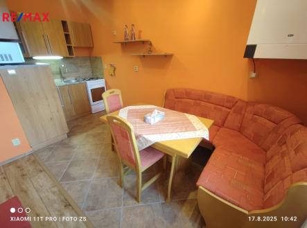 1755787706158.jpg | Prodej bytu, 2+kk, 37 m²