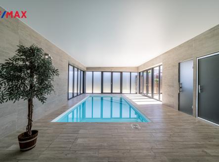 1-1.jpg | Prodej - dům/vila, 300 m²