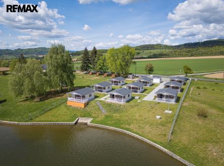 dji-20250430141036-0007-d-dxo-deepprime-xd2s-xd.jpg | Prodej - hotel, 369 m²