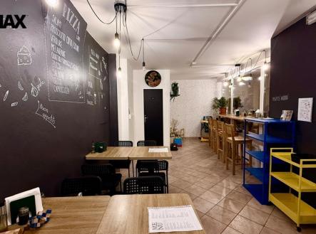 obrazek-whatsapp-2025-12-13-v-11.44.05-69a0597e.jpg | Pronájem - restaurace, 26 m²