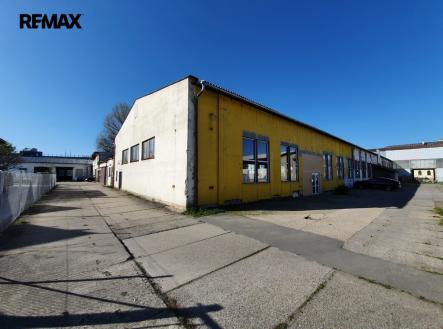 img-20220209-wa0011.jpg | Prodej - skladovací prostor, 1 557 m²