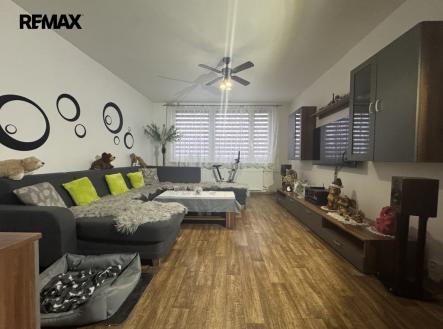 obyvaci-pokoj.jpg | Prodej bytu, 3+1, 79 m²