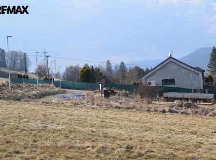 RD a elektř. nad pozemkem | Prodej - pozemek pro bydlení, 3 795 m²