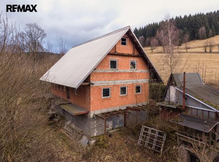 dji-20260317160158-0091-d.jpg | Prodej - dům/vila, 440 m²