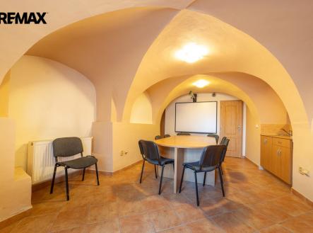 b80a2527.jpg | Prodej - jiné, 200 m²