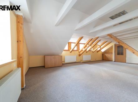 b80a2549.jpg | Prodej - jiné, 200 m²