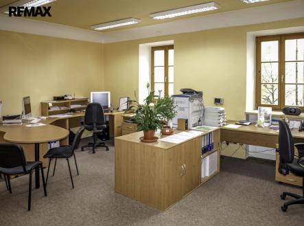 003.jpg | Prodej - kanceláře, 200 m²